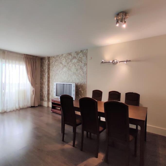 Miramar 3 Apartment *