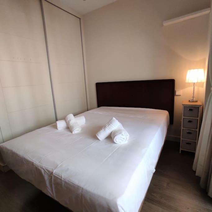 Miramar 3 Apartment